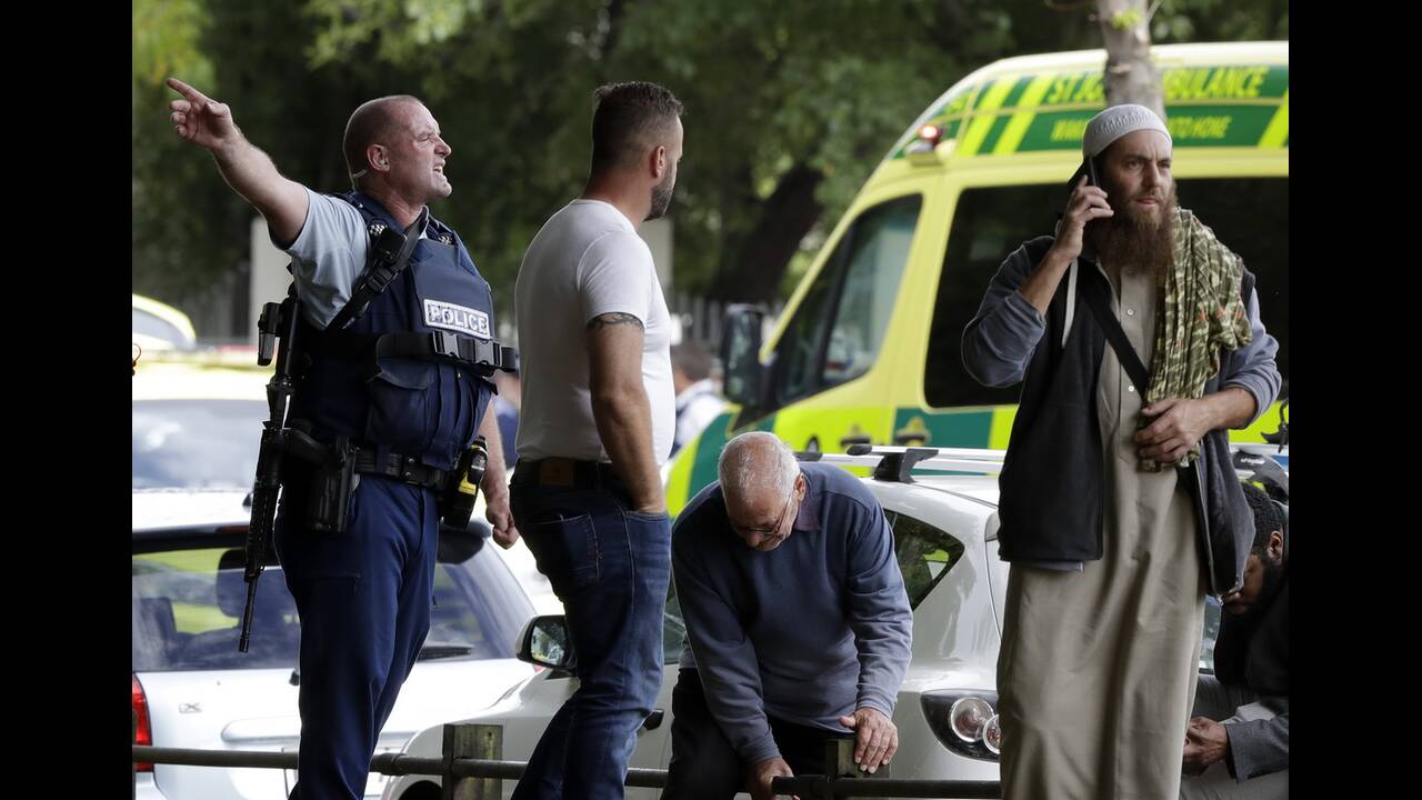 Νέα Ζηλανδία: Ο μουσουλμανικός κόσμος καταδικάζει τη σφαγή – Ερντογάν: «Καταριέμαι τους δράστες»