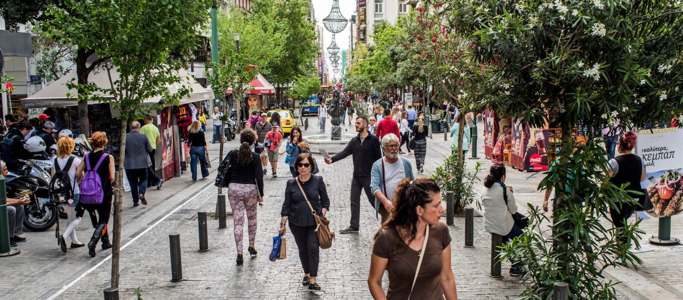 Μεγάλες εμπορικές αλυσίδες κατακλύζουν το κέντρο της Αθήνας