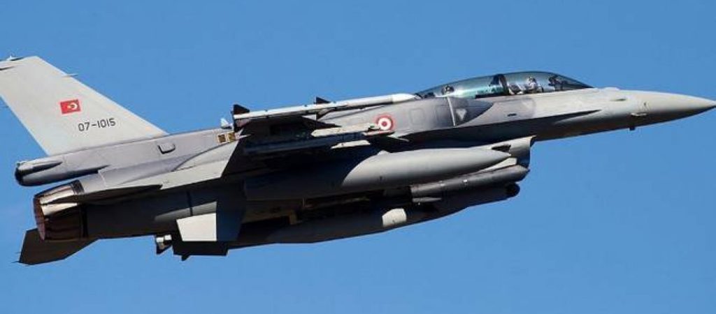 Τουρκικά μαχητικά πέταξαν πάλι ανενόχλητα πάνω από ελληνικό έδαφος