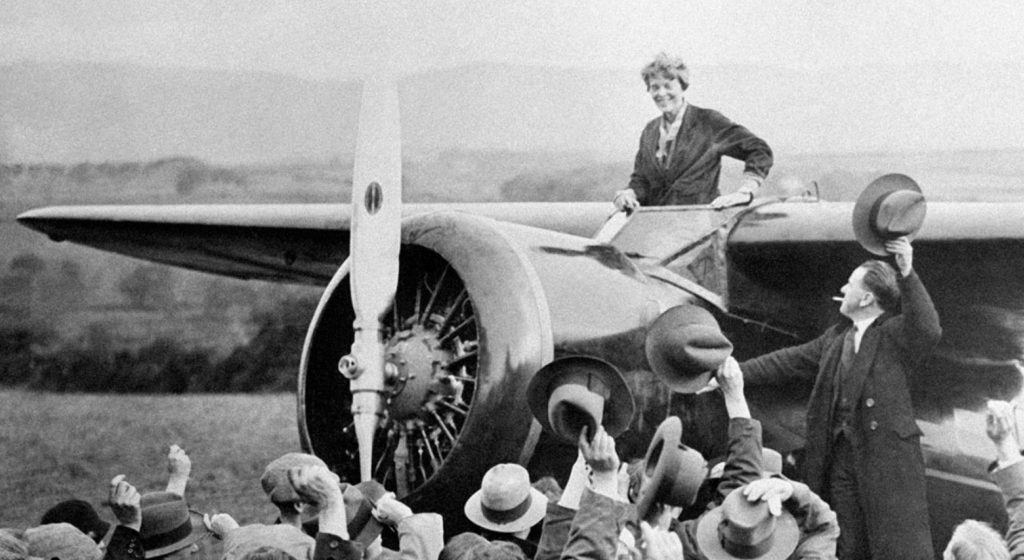 Το αεροπλάνο της Αμέλια Έρχαρτ σε ταινία του 1936 λίγους μήνες πριν εξαφανιστεί