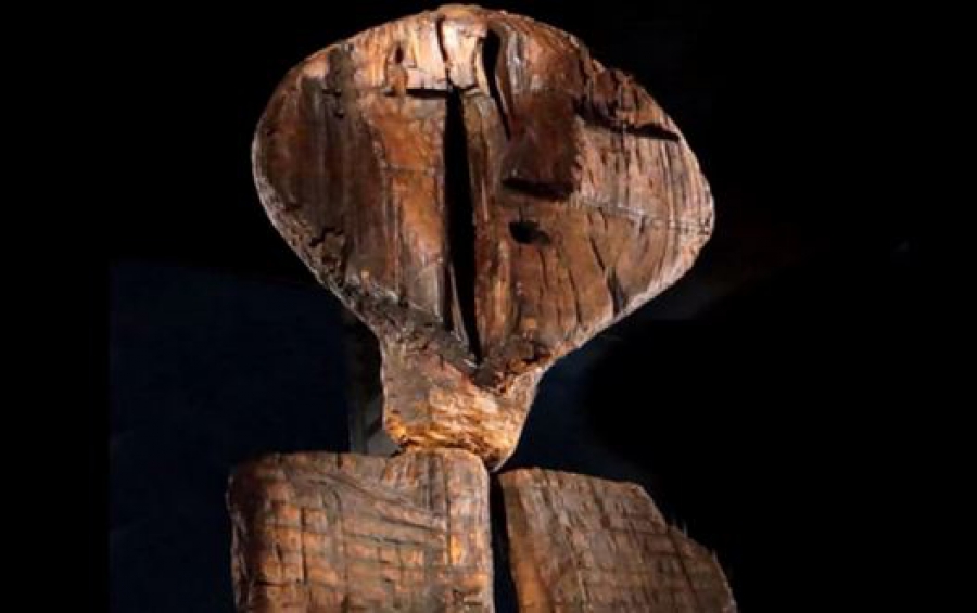 Μυστηριώδες ξύλινο άγαλμα κρύβει το μυστικό της προέλευσης του ανθρώπου (εικόνες)