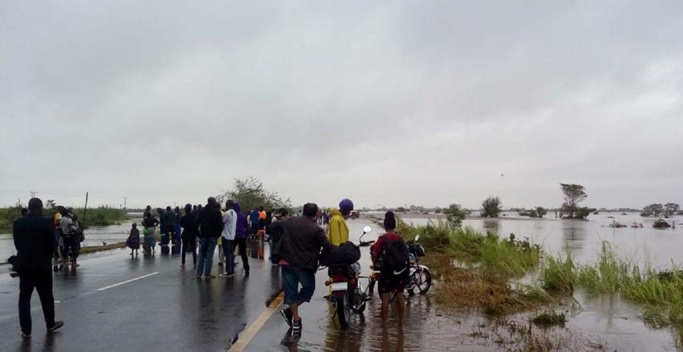 Καταστροφικός ο κυκλώνας Idai – Τουλάχιστον 127 νεκροί σε Ζιμπάμπουε και Μοζαμβίκη (βίντεο)
