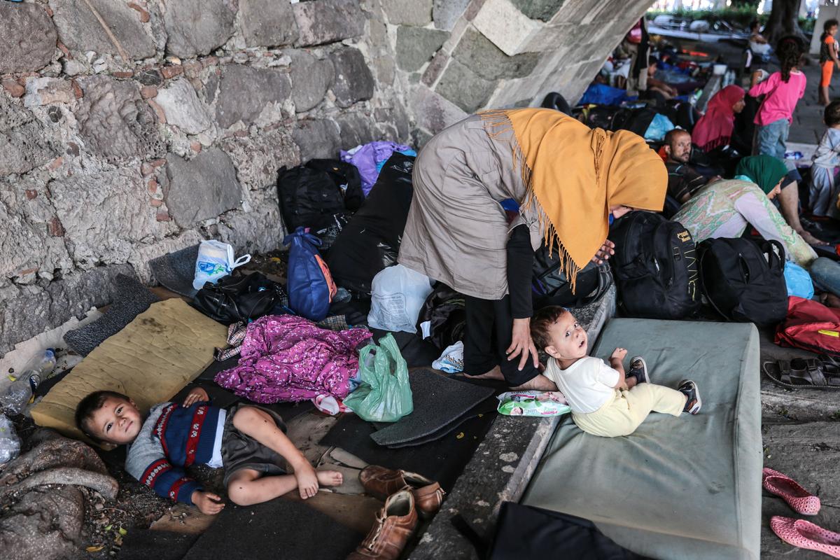 Die Welt: «Η κατάσταση που επικρατεί στον καταυλισμό προσφύγων στη Σάμο είναι ντροπή για την Ευρώπη»
