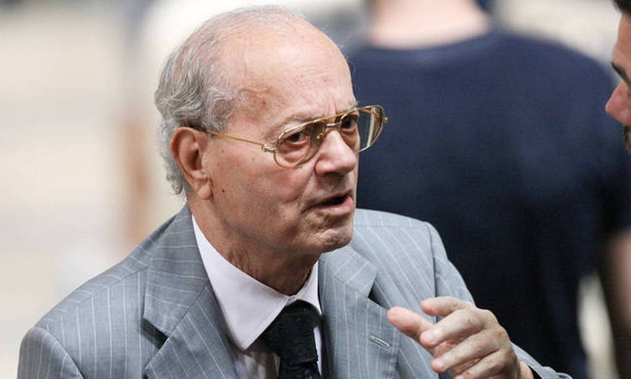 Δείτε πως αποχαιρέτησε ο αθλητικός κόσμος τον Θανάση Γιαννακόπουλου (φωτο)