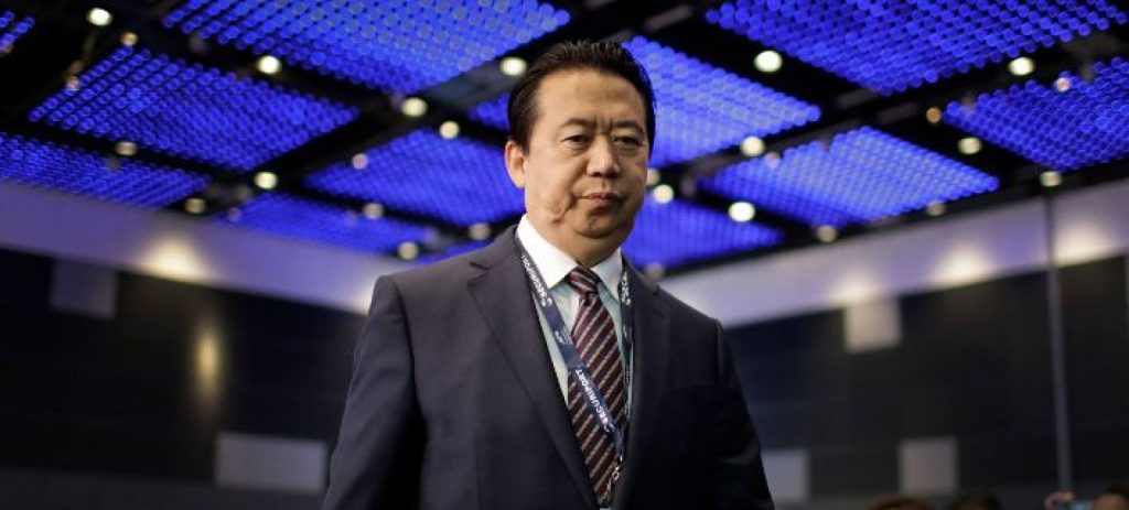 Νέο θρίλερ με τον Κινέζο πρώην επικεφαλής της Interpol – Tί καταγγέλλει η σύζυγός του