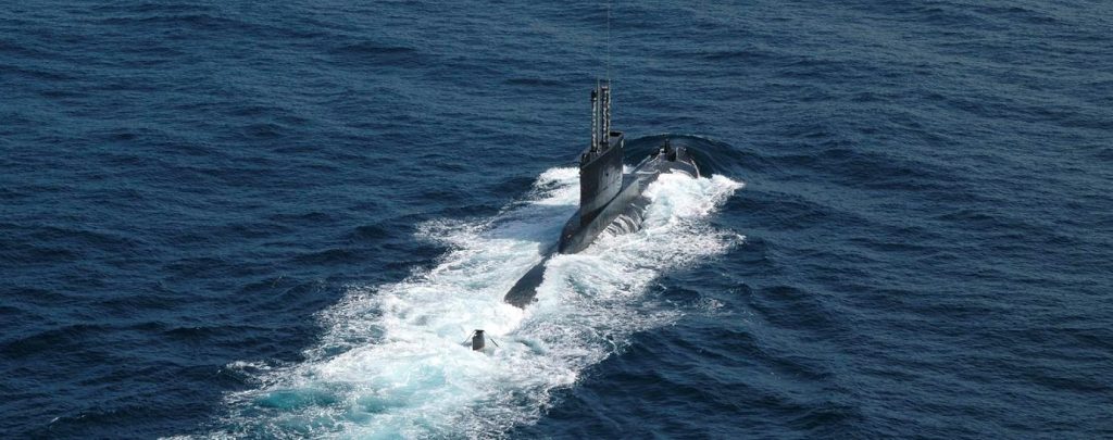 Βίντεο: Ελληνικό υποβρύχιο Type 209/1100 με πυραύλους UGM Harpoon πλέει έξω από τουρκική ναυτική βάση