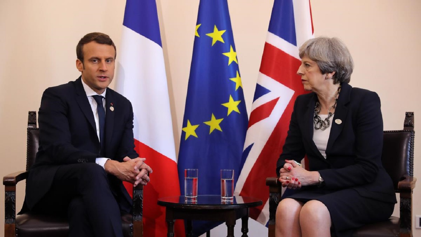 Brexit: Δεν υπάρχουν περιθώρια νέας διαπραγμάτευσης λέει ο Μακρόν