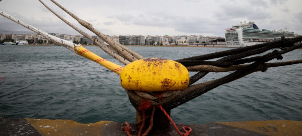 Προβλήματα και αλλαγές σε ορισμένα δρομολόγια λόγω ισχυρών ανέμων