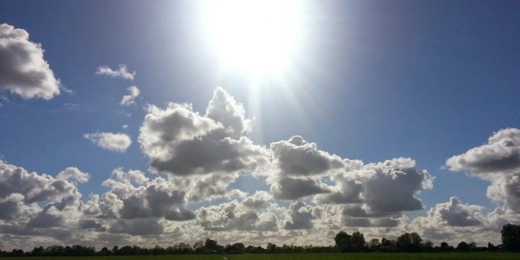 Καιρός: Με καλοκαιρία ο εορτασμός της 25ης Μαρτίου