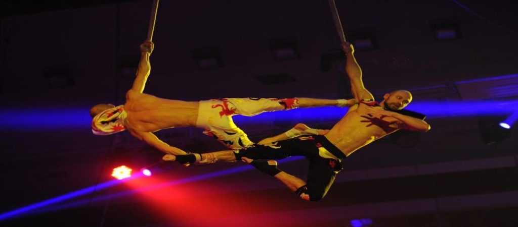 «Ποτέ δίχτυ ασφαλείας»: Το φρικτό τέλος του κορυφαίου ακροβάτη που απαθανάτισε ο φακός (φωτό)