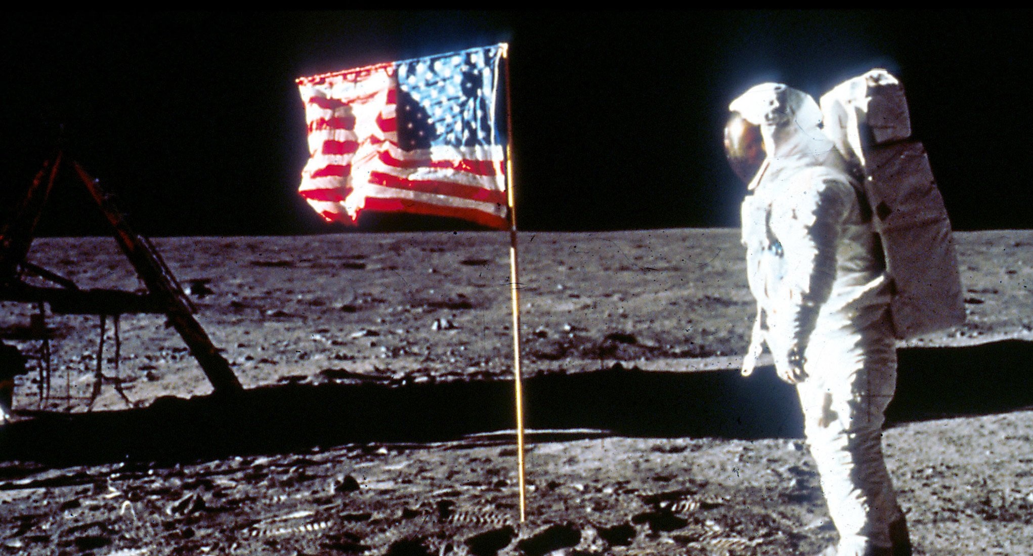 Αμερικανός αντιπρόεδρος: Αμερικανοί αστροναύτες θα περπατήσουν στη Σελήνη ξανά