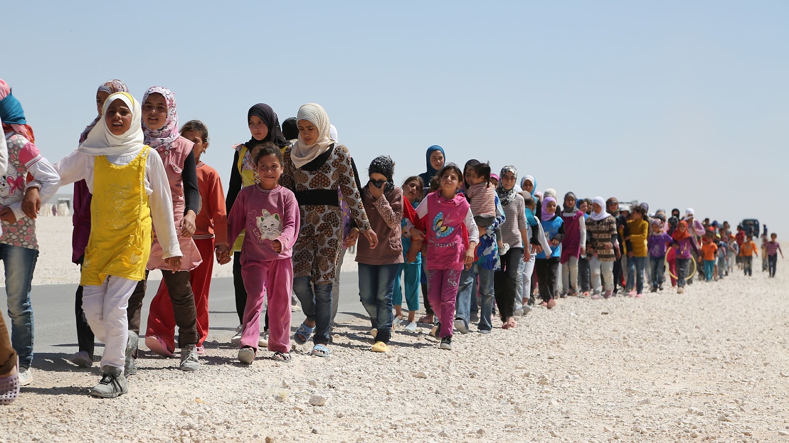 Η Άγκυρα απειλεί να ανοίξει τα ελληνοτουρκικά σύνορα για 4,8 εκ. μουσουλμάνους από Συρία, Αφγανιστάν, Πακιστάν κλπ