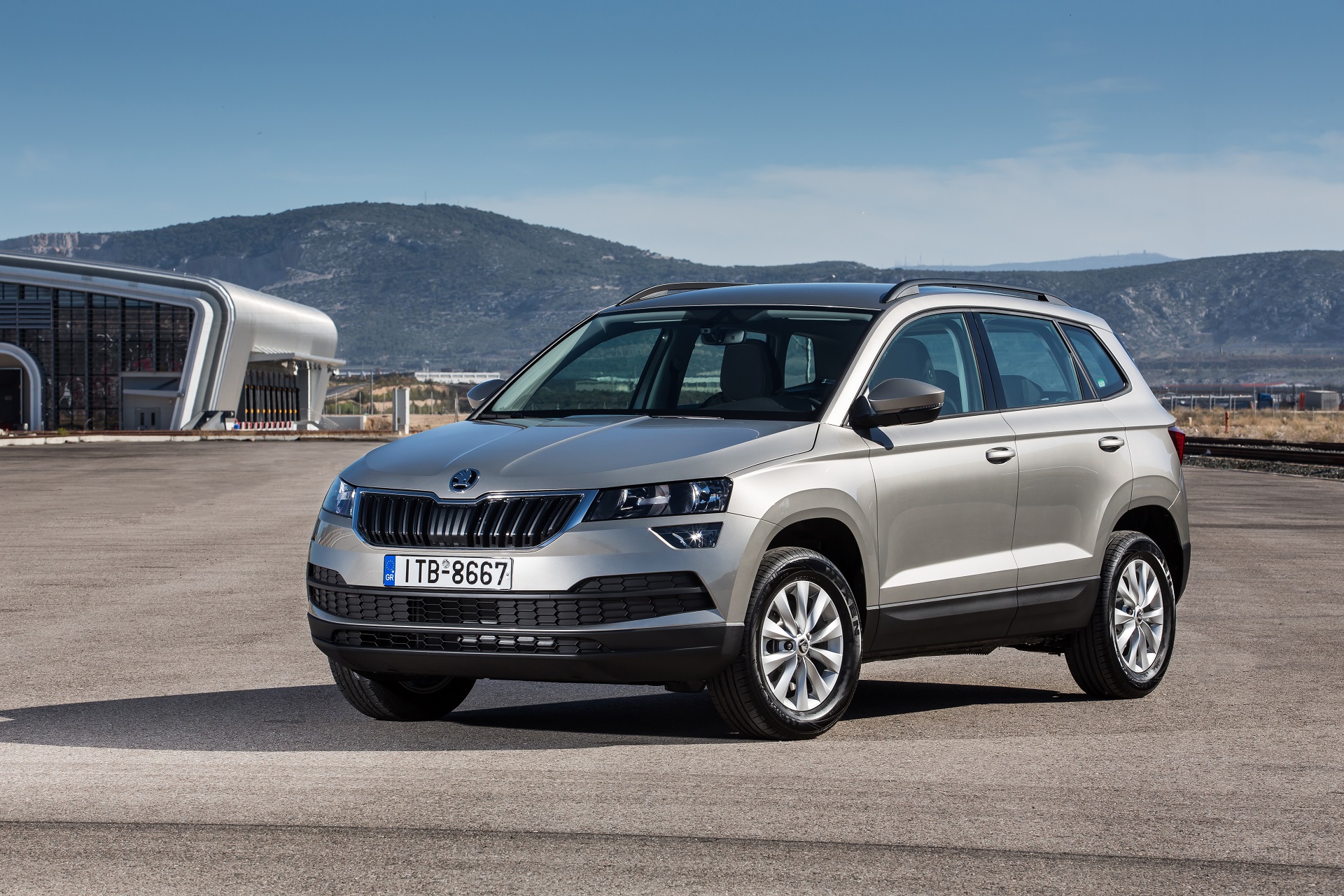 Στο πλευρό τριών Ελλήνων κορυφαίων αθλητών τριάθλου η SKODA