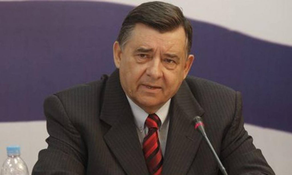 Το μήνυμα του Γ.Καρατζαφέρη στον Κ.Μητσοτάκη: «Έστω και τώρα άκουσέ με στο θέμα των ελληνοποιήσεων»