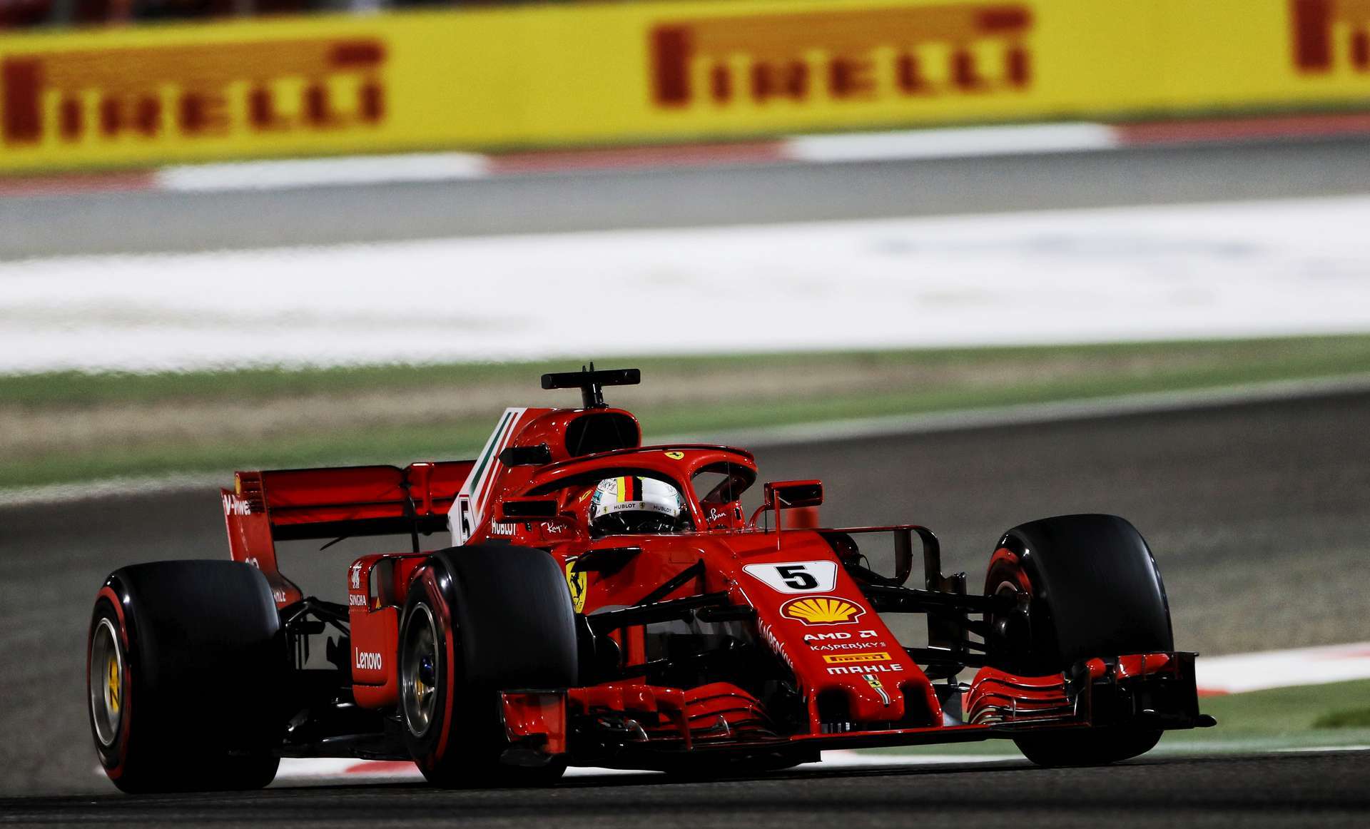 F1: «Κόκκινη» η pole position στο Μπαχρέιν – Εντυπωσίασαν οι Ferrari (φώτο-βίντεο)