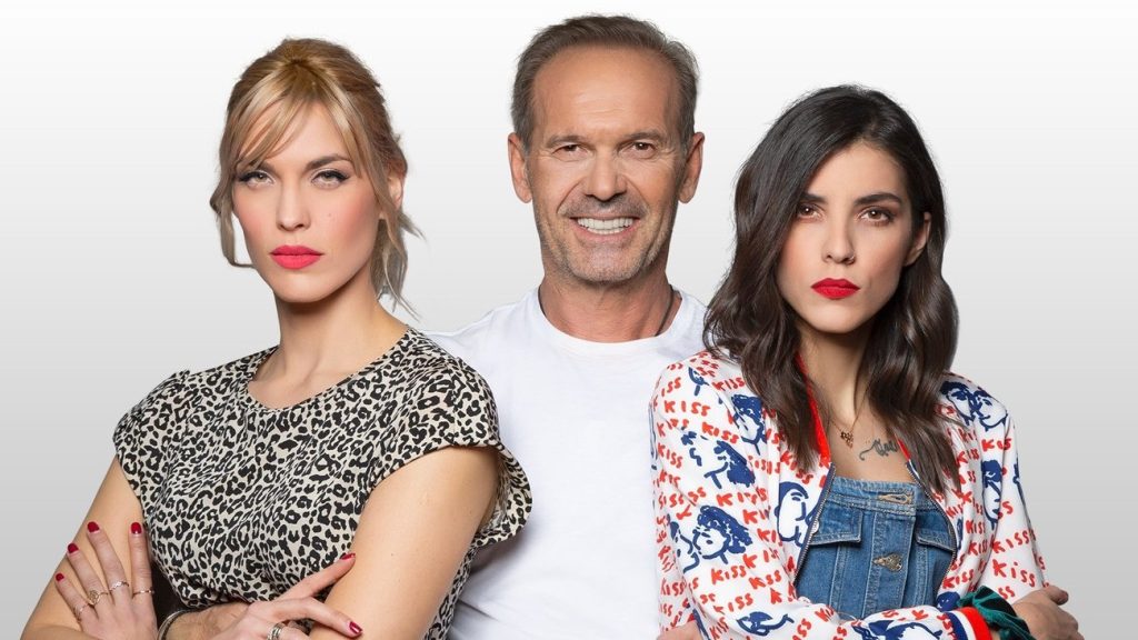 «Ψόφια» σε τηλεθέαση η εκπομπή του Πέτρου Κωστόπουλου – Μαλλιά–κουβάρια οι συντελεστές, μήπως και ανεβάσουν τα νούμερα