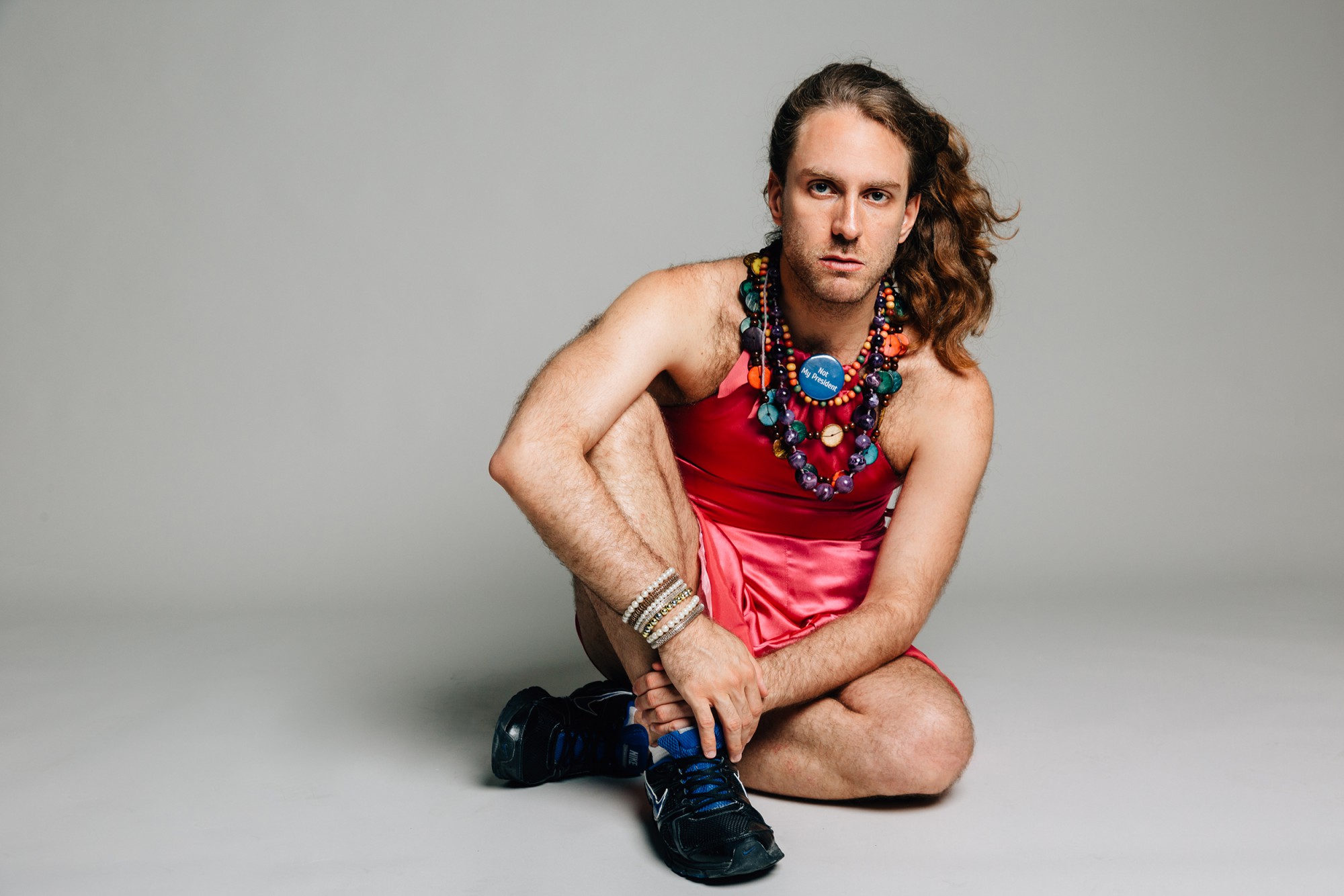 Το Τζέισον Αντιγόνη… υποψήφιο με τη Ρένα Δούρου! – Υποστήριξη των «νέων ηθών» από την Περιφερειάρχη