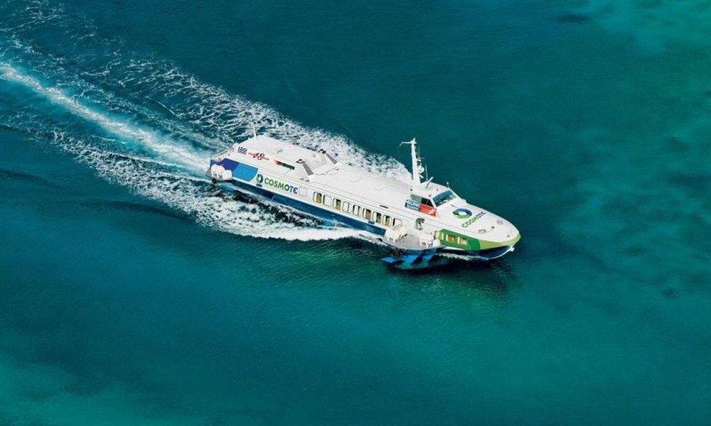 Τεχνική βλάβη σε «ιπτάμενο δελφίνι» – Επιστρέφει στο λιμάνι του Πειραιά – Ταλαιπωρία για 86 επιβάτες