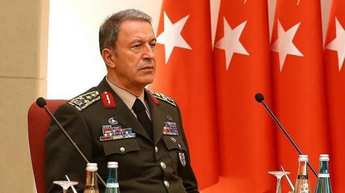 Στα Σκόπια ο Τούρκος υπουργός Άμυνας μία μέρα μετά την επίσκεψη του Αλέξη Τσίπρα