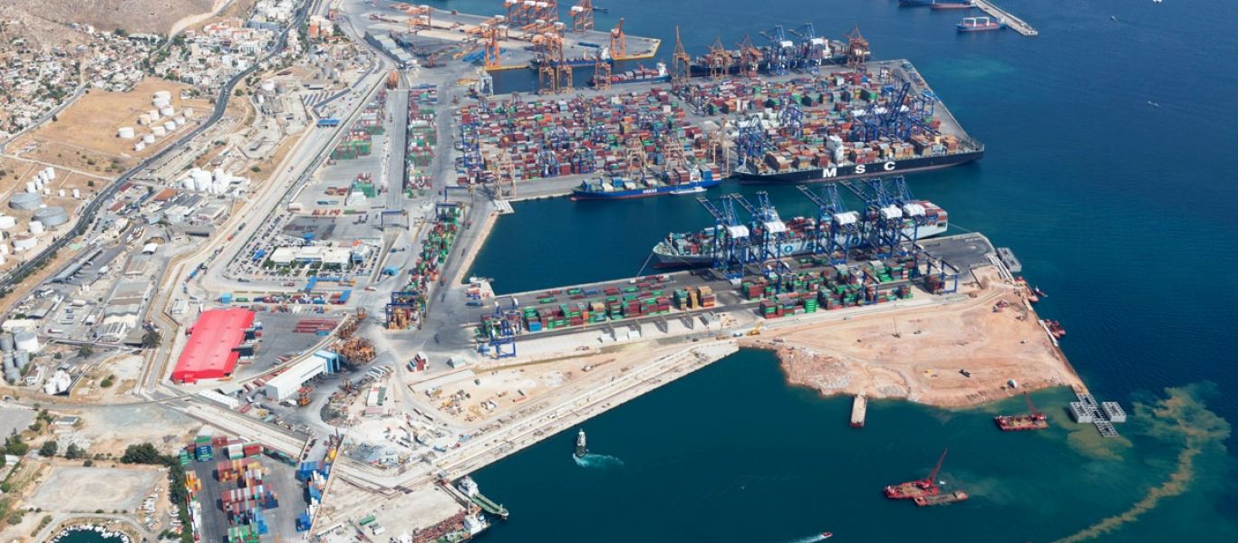 WSJ: Οι γραφειοκράτες του ΚΑΣ έβαλαν εμπόδιο στην επένδυση της COSCO στον Πειραιά