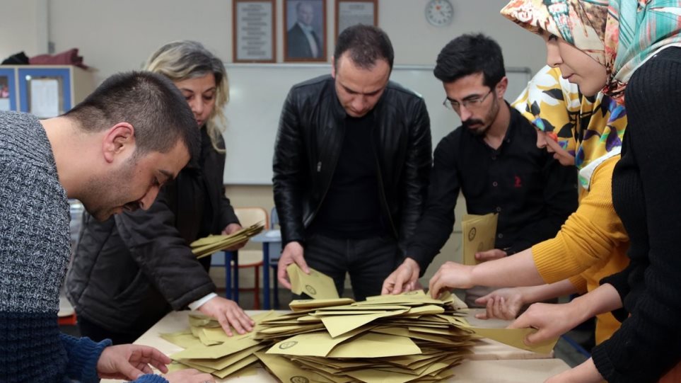 Κωνσταντινούπολη: Διαταγή για επανακαταμέτρηση σε άλλες 15 περιφέρειες της πόλης