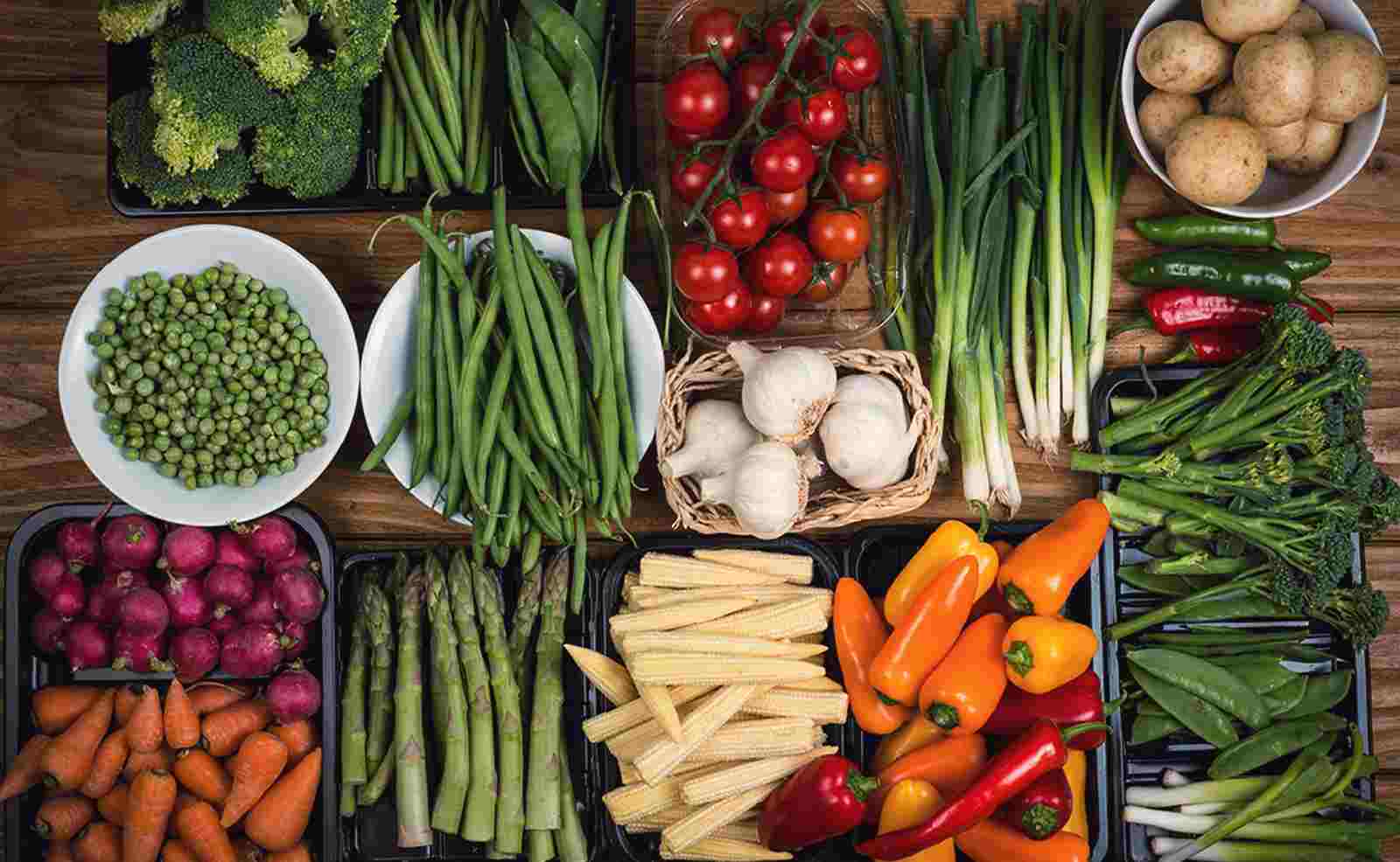 Αυτά είναι τα πέντε λαχανικά που ωφελούν περισσότερο όταν είναι μαγειρεμένα