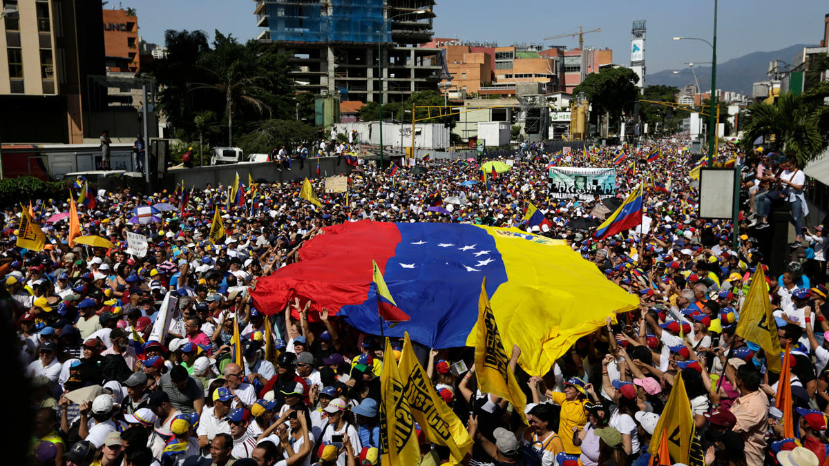 Χόρχε Αρεάσα: «Η Βενεζουέλα θέλει να αποφύγει τον πόλεμο»