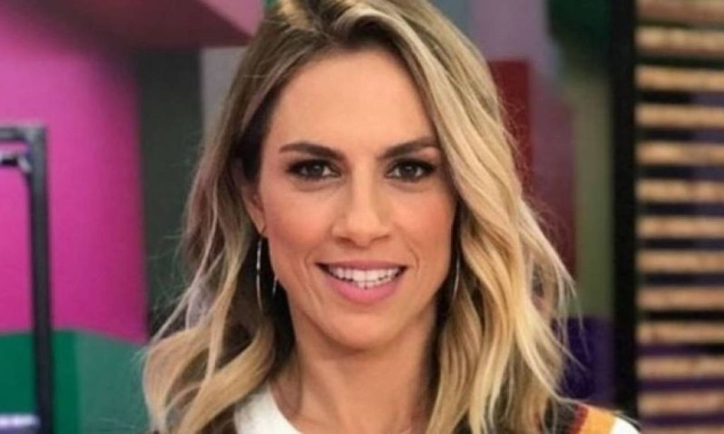 Η Ντορέττα Παπαδημητρίου στην πίστα της Formula 1 στην Κωνσταντινούπολη «κλέβει» τις εντυπώσεις (φώτο)