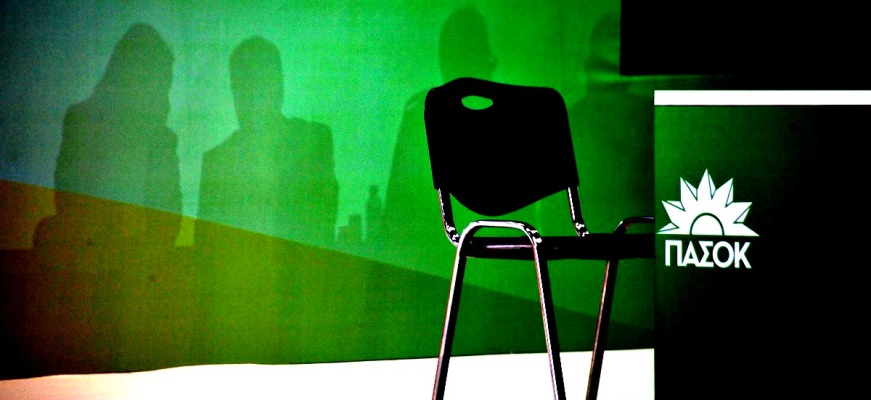 Έδωσε τα χέρια με τον Τσίπρα – Στέλεχος του πατριωτικού ΠΑΣΟΚ πέρασε στα… ρετιρέ του ΣΥΡΙΖΑ (φώτο)