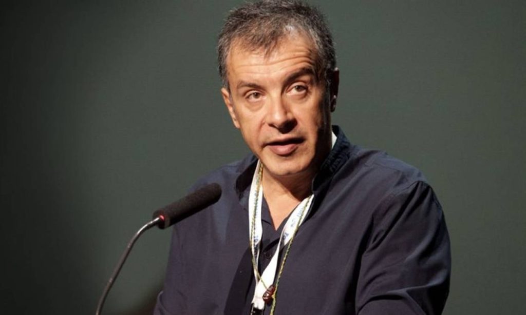 Αγρότισσα σε Θεοδωράκη: «Δεν λες σε αυτόν τον Τσίπρα πότε θα μου δώσει τη σύνταξη;» (βίντεο)