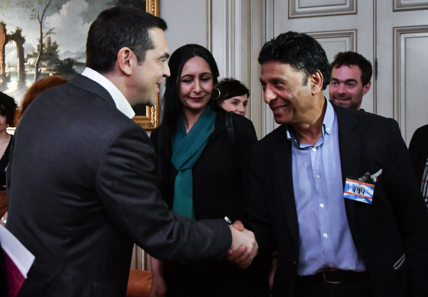 Γυρολόγος της πολιτικής – Μετά τη ΝΔ, το ΔΗΚΚΙ και την ΠΟΛΑΝ, ο Βασίλης Παϊτέρης πήγε στον ΣΥΡΙΖΑ (φώτο)