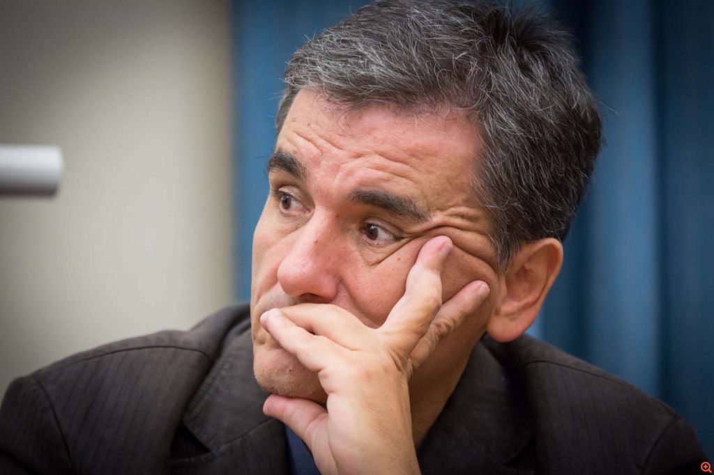 «Προδότη ξεπουλάς την χώρα»: Aγριο κράξιμο στον Ε.Τσακαλώτο στην Θεσσαλονίκη! (βίντεο)