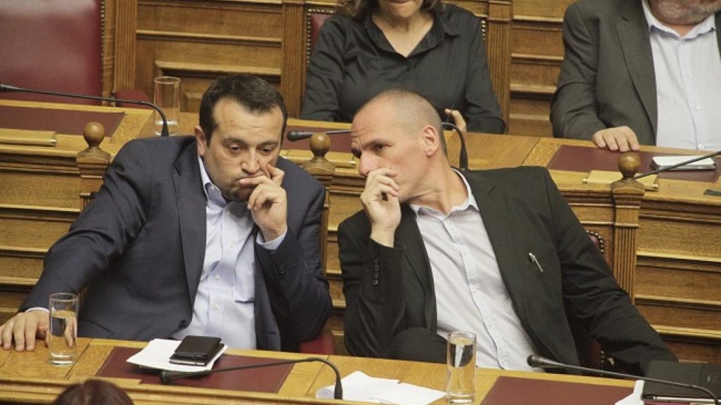 Ο Ν.Παππάς δίνει 629.561 ευρώ στον Γαβρά για την ταινία με τον Γ.Βαρουφάκη (φώτο)