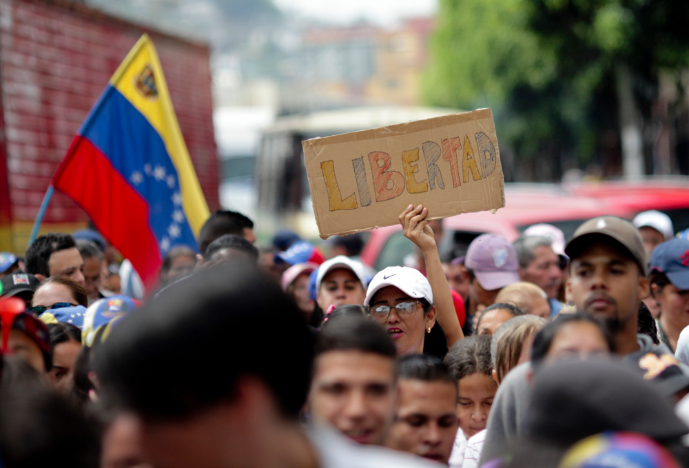 Στο σκοτάδι και πάλι η Βενεζουέλα
