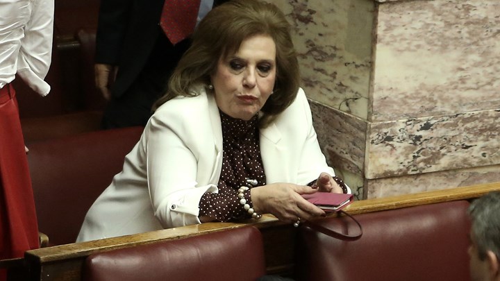 30.000 ευρώ ζητάει η Θεοδώρα Μεγαλοοικονόμου από τον Μητσοτάκη