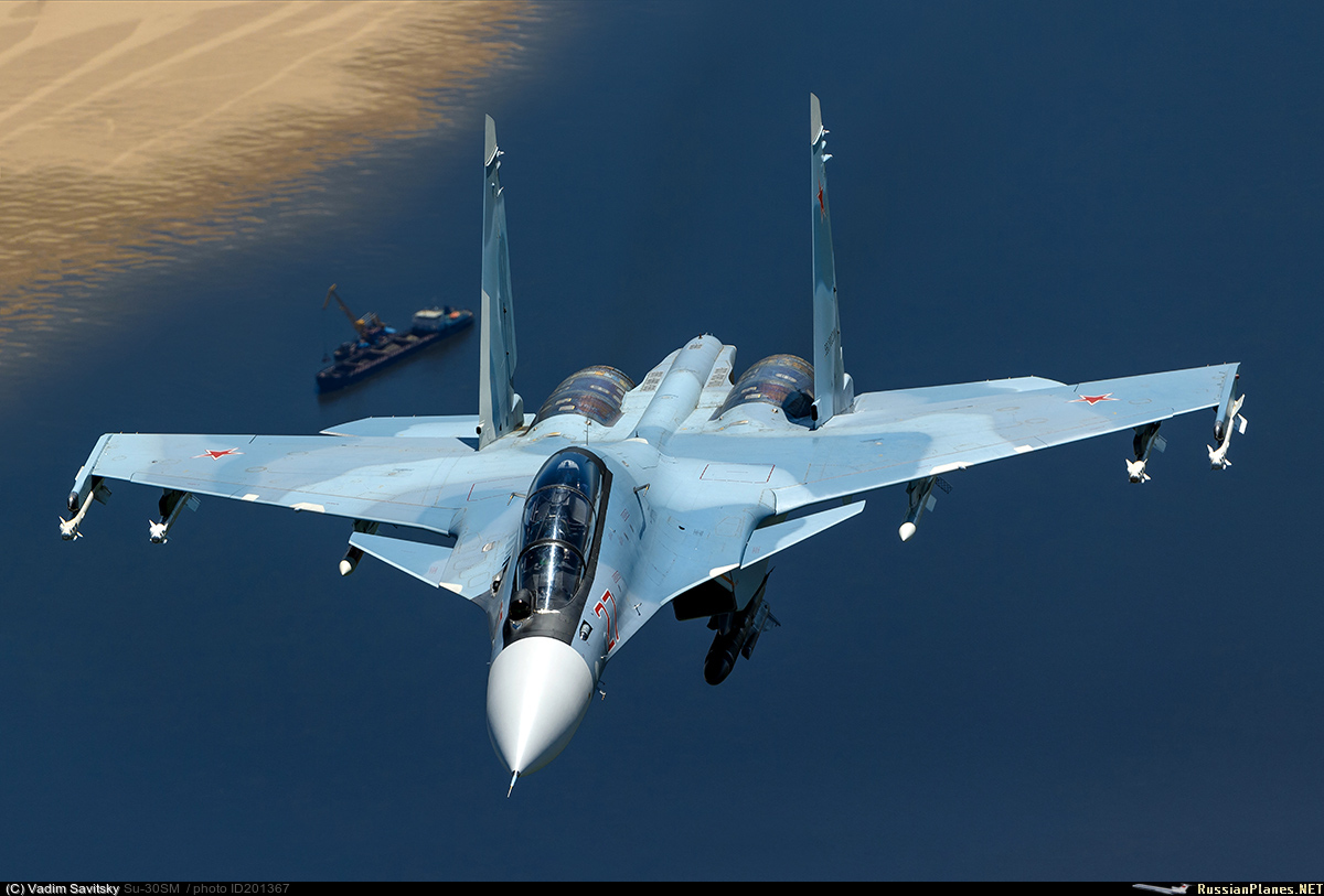 Βίντεο: Ταυτόχρονος εναέριος ανεφοδιασμός Su-30SM και Su-34