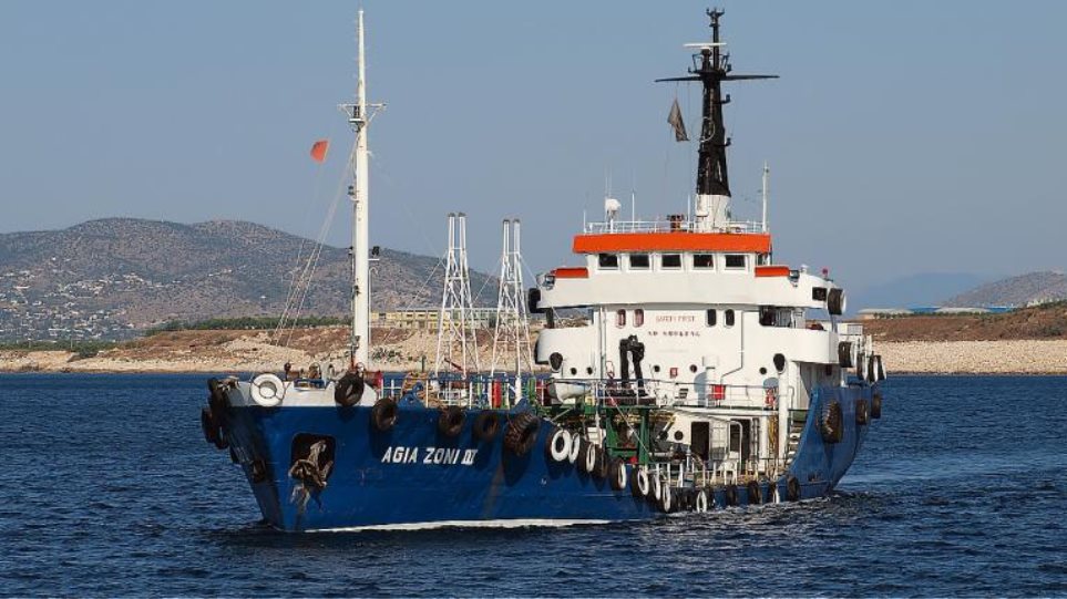 Με εκρηκτικά βούλιαξαν το «Αγία Ζώνη» και προκάλεσαν οικολογική καταστροφή