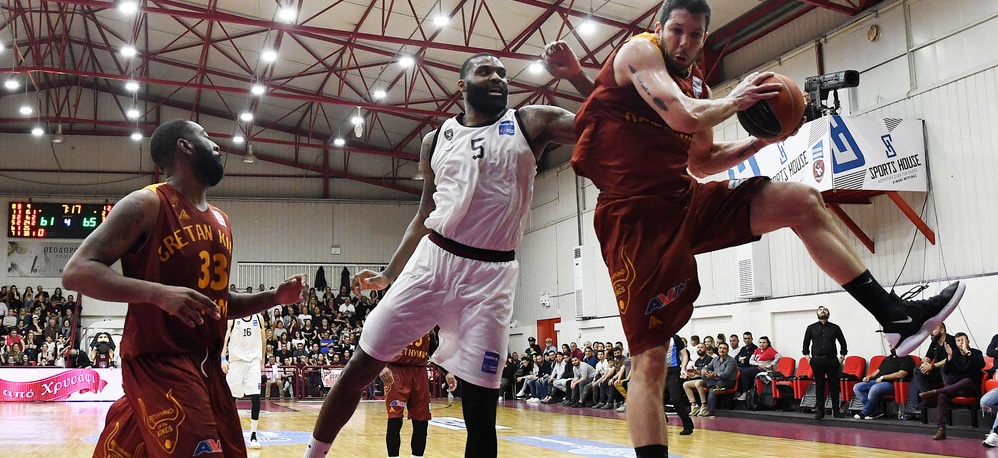 Η στιγμή που «πάγωσαν» άπαντες στο Ήφαιστος Λήμνου-Ρέθυμνο (βίντεο)