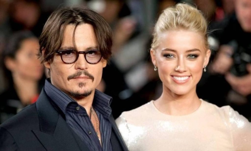 Η Άμπερ Χερντ ξεσπά και πάλι κατά του Τζόνι Ντέπ: «Με χαστούκισε δυνατά μου άρπαξε τα μαλλιά και με έσερνε στο πάτωμα»