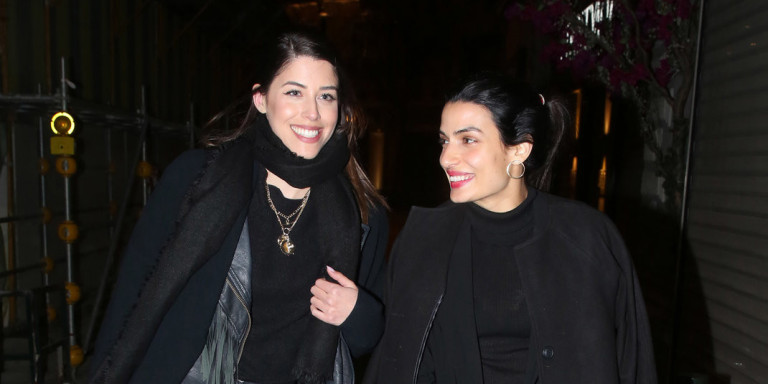 Κοινή εμφάνιση Τόνιας Σωτηροπούλου και Demy με τους συντρόφους τους