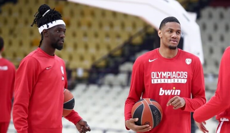 Σε «κρίση» ο Ολυμπιακός: Τέλος ο Γουέμπερ – Σε απολογία ο Τουπάν – Με σπασμούς ο Πρίντεζης