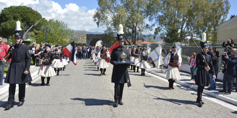 Στο Μεσολόγγι η καρδιά του Αλέξανδρου Υψηλάντη – Υποδοχή με λαμπρότητα και τιμές (φώτο)