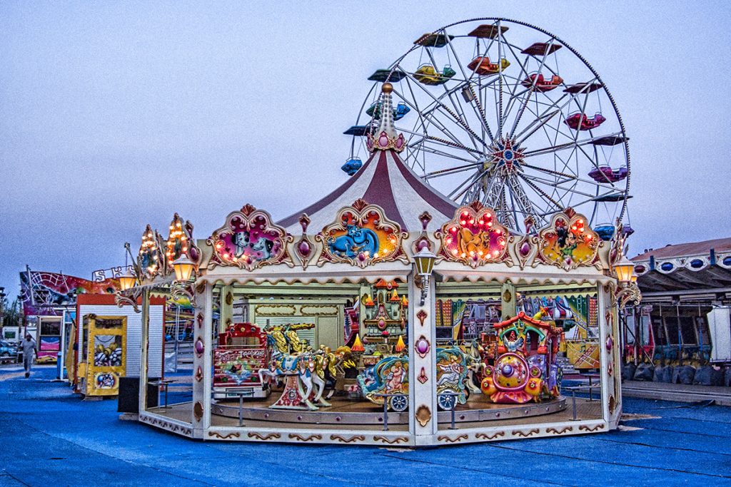 Κύπρος: Μητέρα και παιδί «εκτοξεύτηκαν» από παιχνίδι σε λούνα παρκ