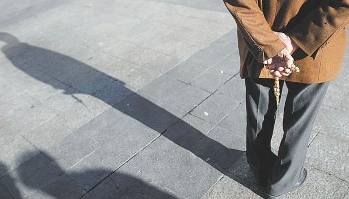 «Ξαναμμένος» συνταξιούχος Βολιώτης κυνηγάει νεαρές οδοντιάτρους της πόλης – Οι ανήθικες προτάσεις & οι εμμονές