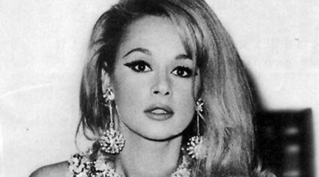 Αλίκη Βουγιουκλάκη: Όταν ήταν ακόμα μελαχρινή και διασκέδαζε με τον Μάριο Πλωρίτη (φωτο)