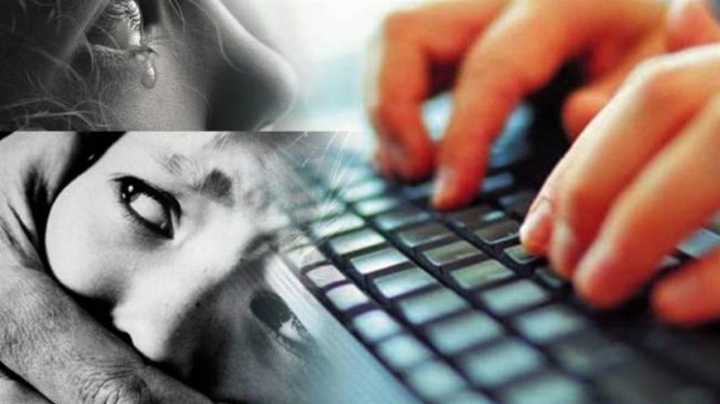 Σάλος στον Βόλο: 47χρονος εκβίαζε μαθήτριες για να του στέλνουν «ροζ» υλικό από τις προσωπικές τους στιγμές!