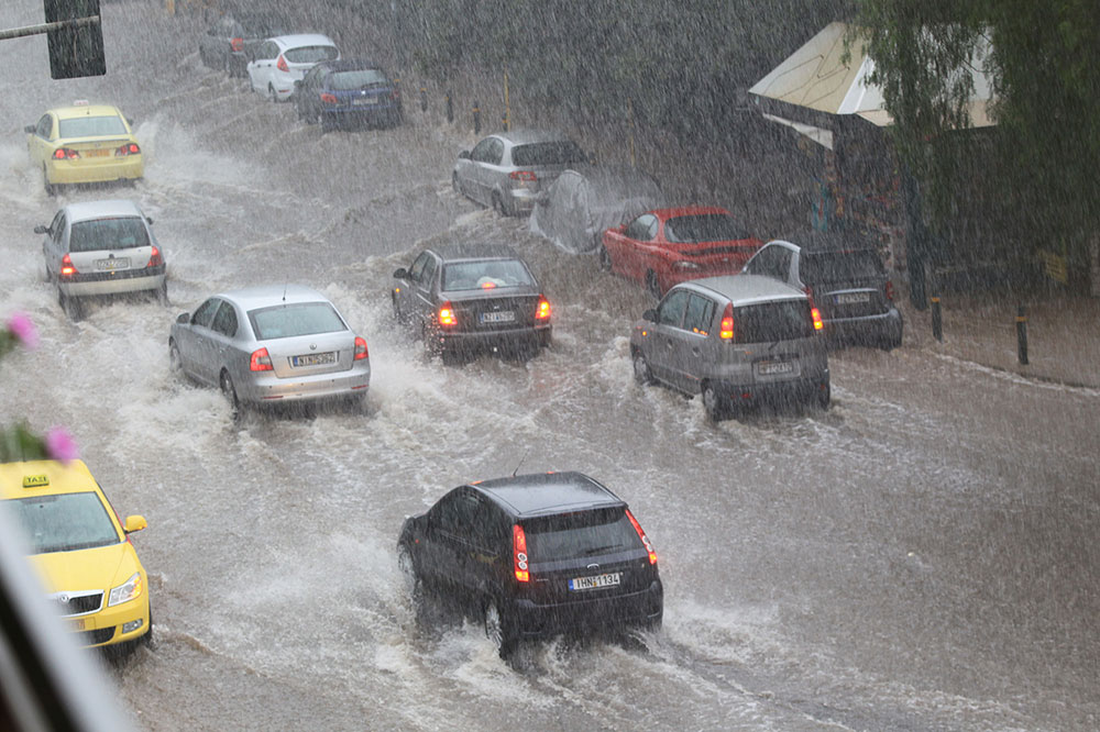 Χαλάει πάλι ο καιρός: Ισχυρές καταιγίδες και βροχοπτώσεις – Αναλυτική πρόγνωση (φώτο-βίντεο)