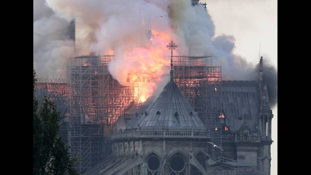Liberation: «Νotre Drame – Tο δράμα μας» (φώτο)