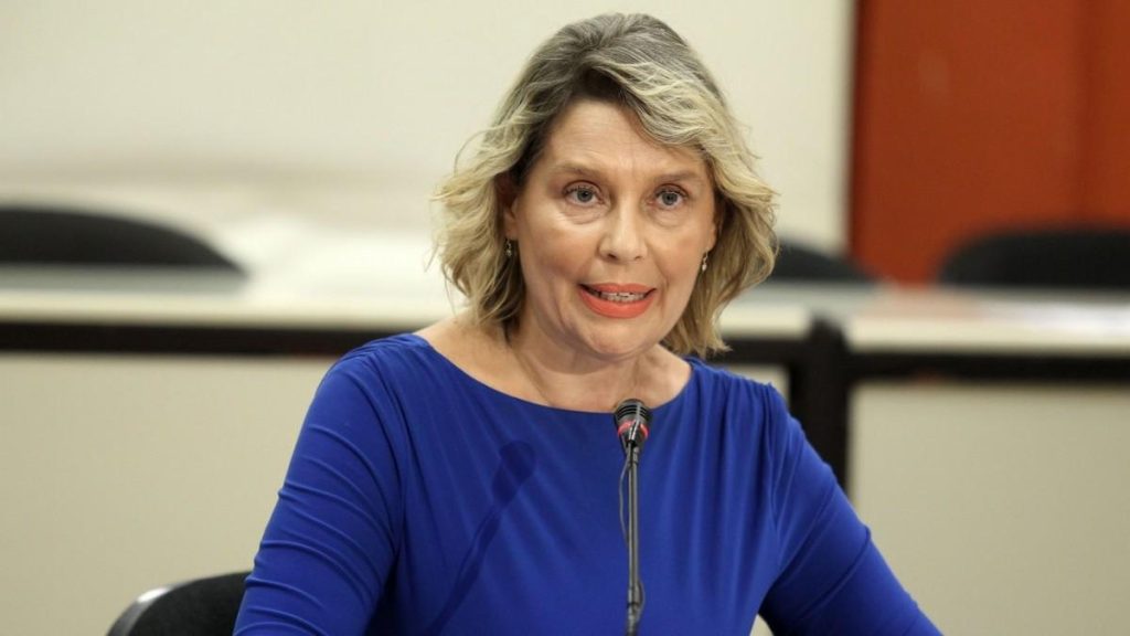 Η Κ.Παπακώστα απαντά για το «Μαρία Αντουανέτα»: Ως τι μιλάτε, ως «αβράκωτοι»; (φώτο)