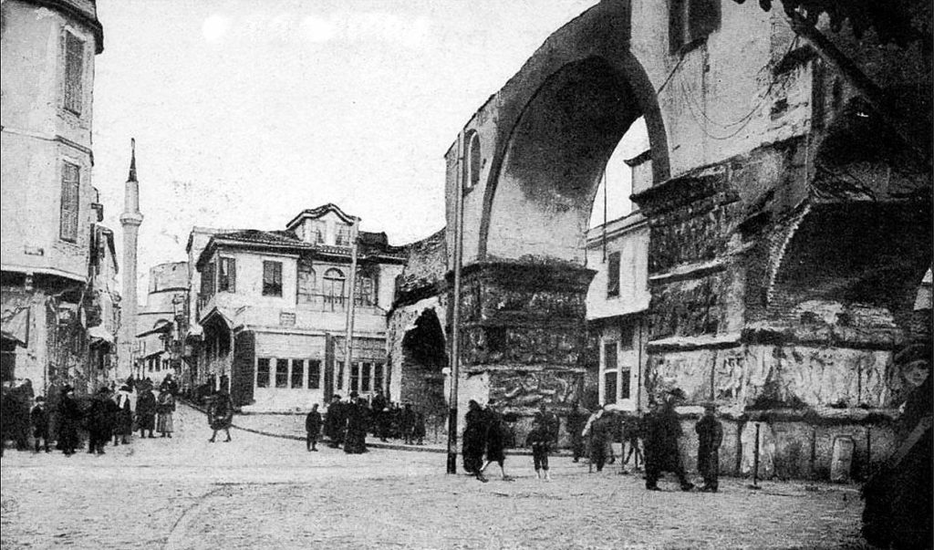 Μπάρα: Η ερωτική συνοικία της Θεσσαλονίκης που έγινε θρύλος (φωτο)